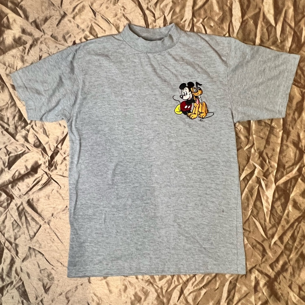 Vintage 1996 Mickey INC Disney Walt Disney world embroidered Mickey & Pluto shir